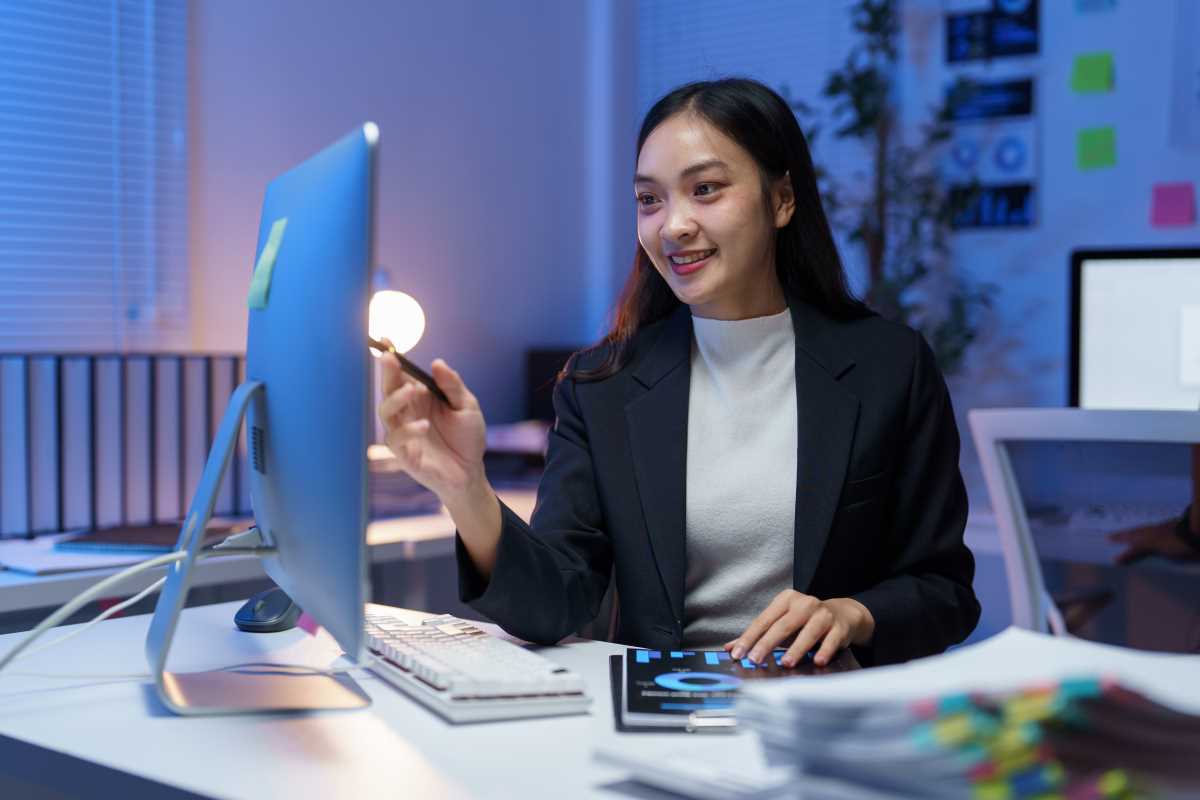 Why Working at Odd Hours Might Be the Key to Your Productivity