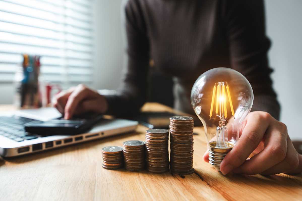 Home Insulation Services to Cut Energy Costs