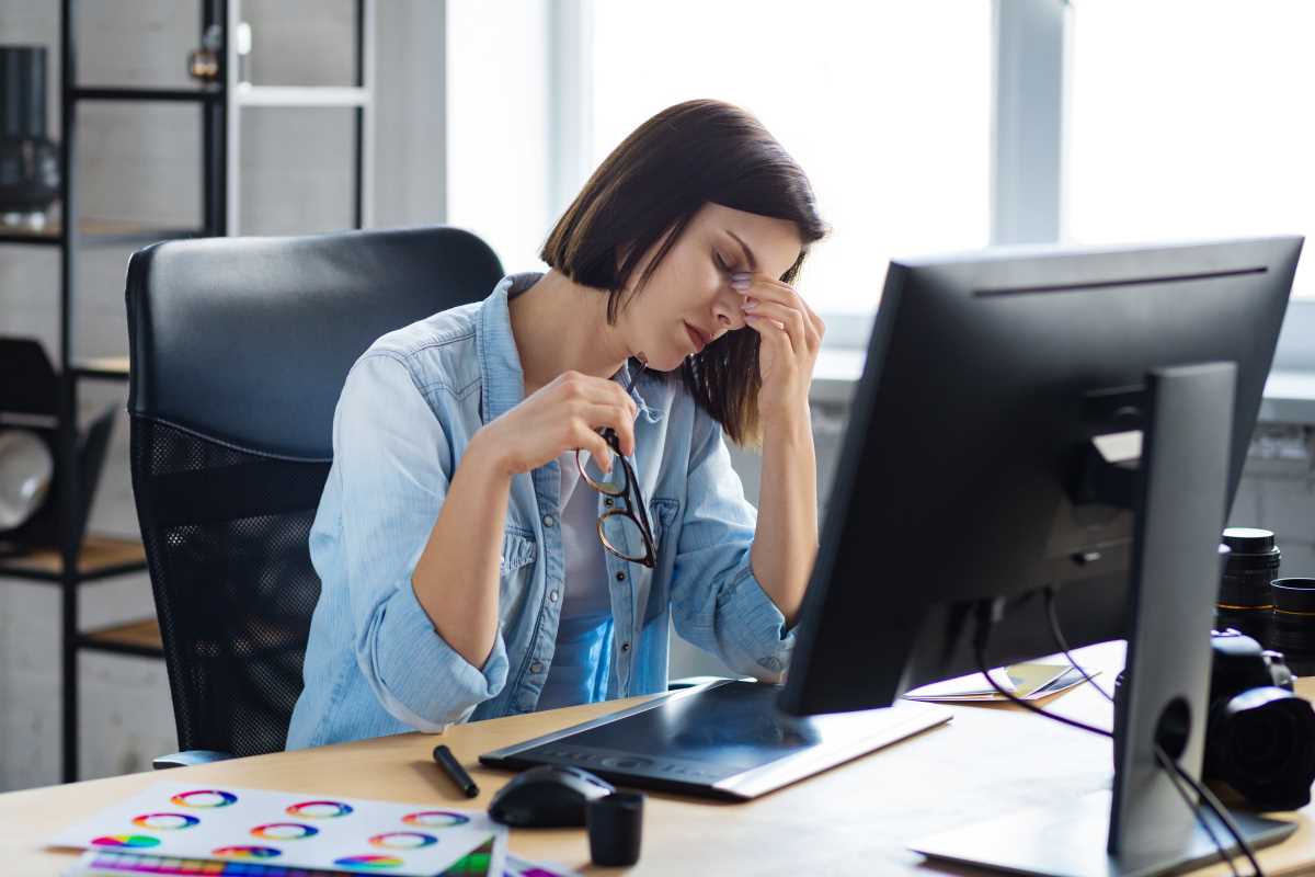 How Micro-Breaks Can Help You Avoid Burnout During Long Workdays